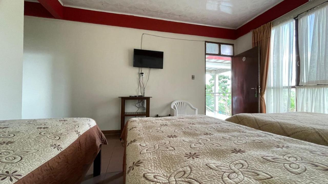 Hotel Puerto Selva Villa Tunari Bagian luar foto