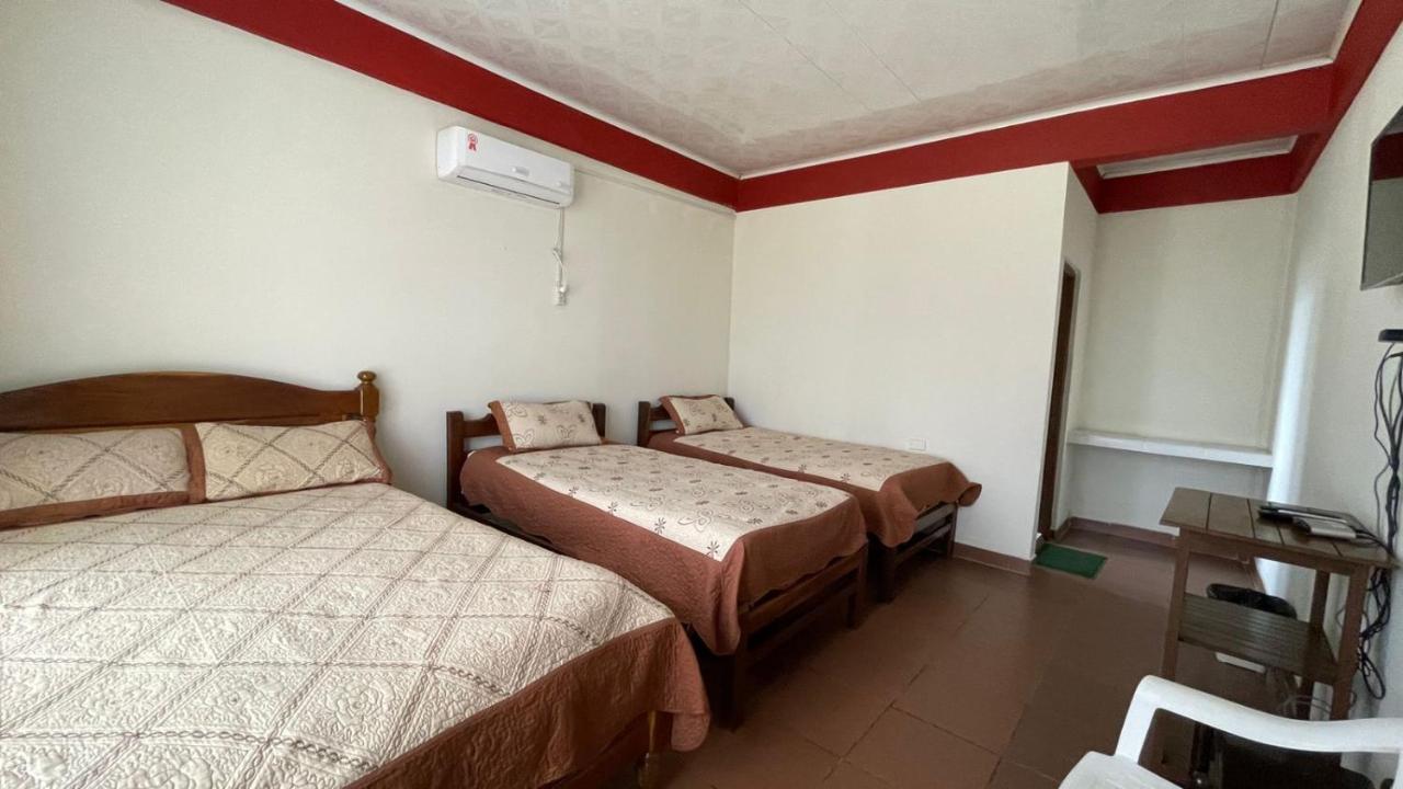 Hotel Puerto Selva Villa Tunari Bagian luar foto